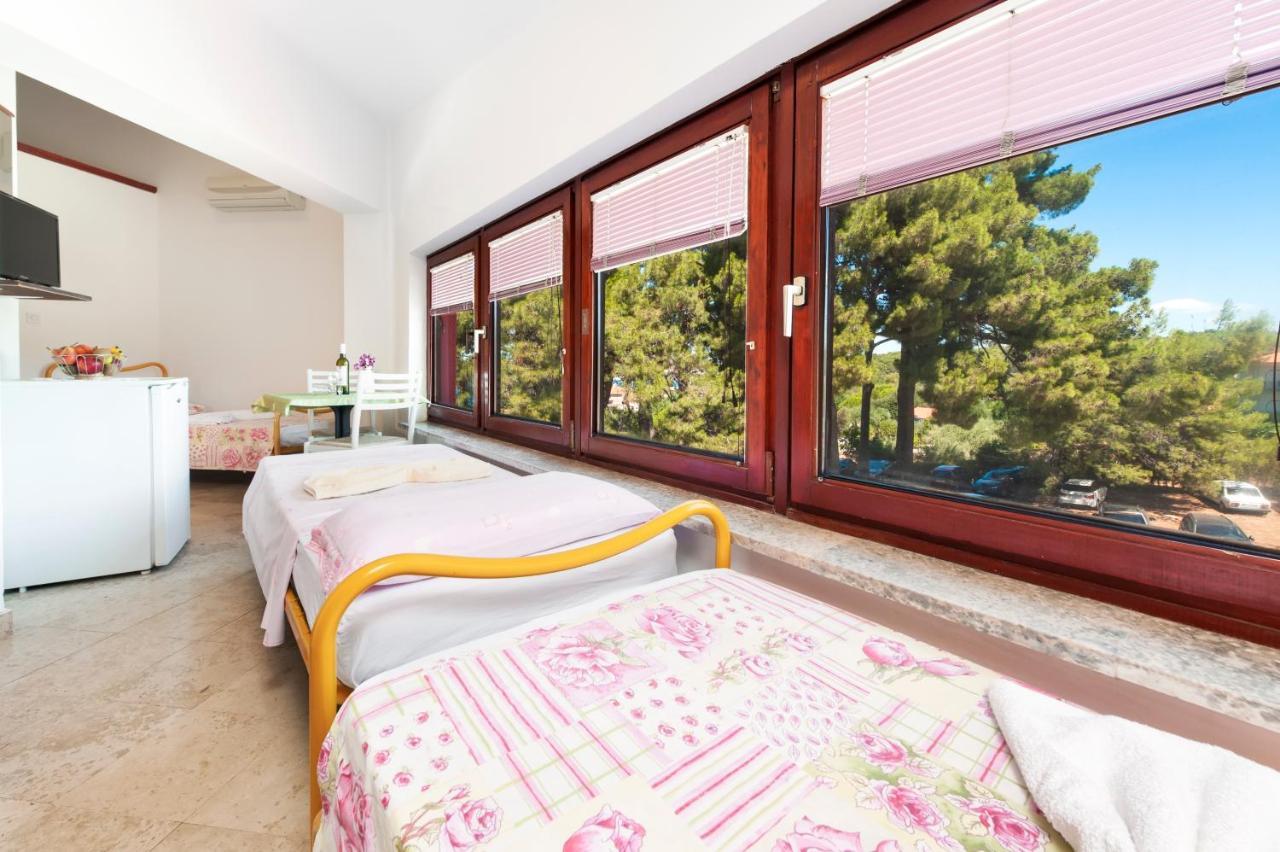 Apartament Near Beach And Rovinj Center 4 Zewnętrze zdjęcie